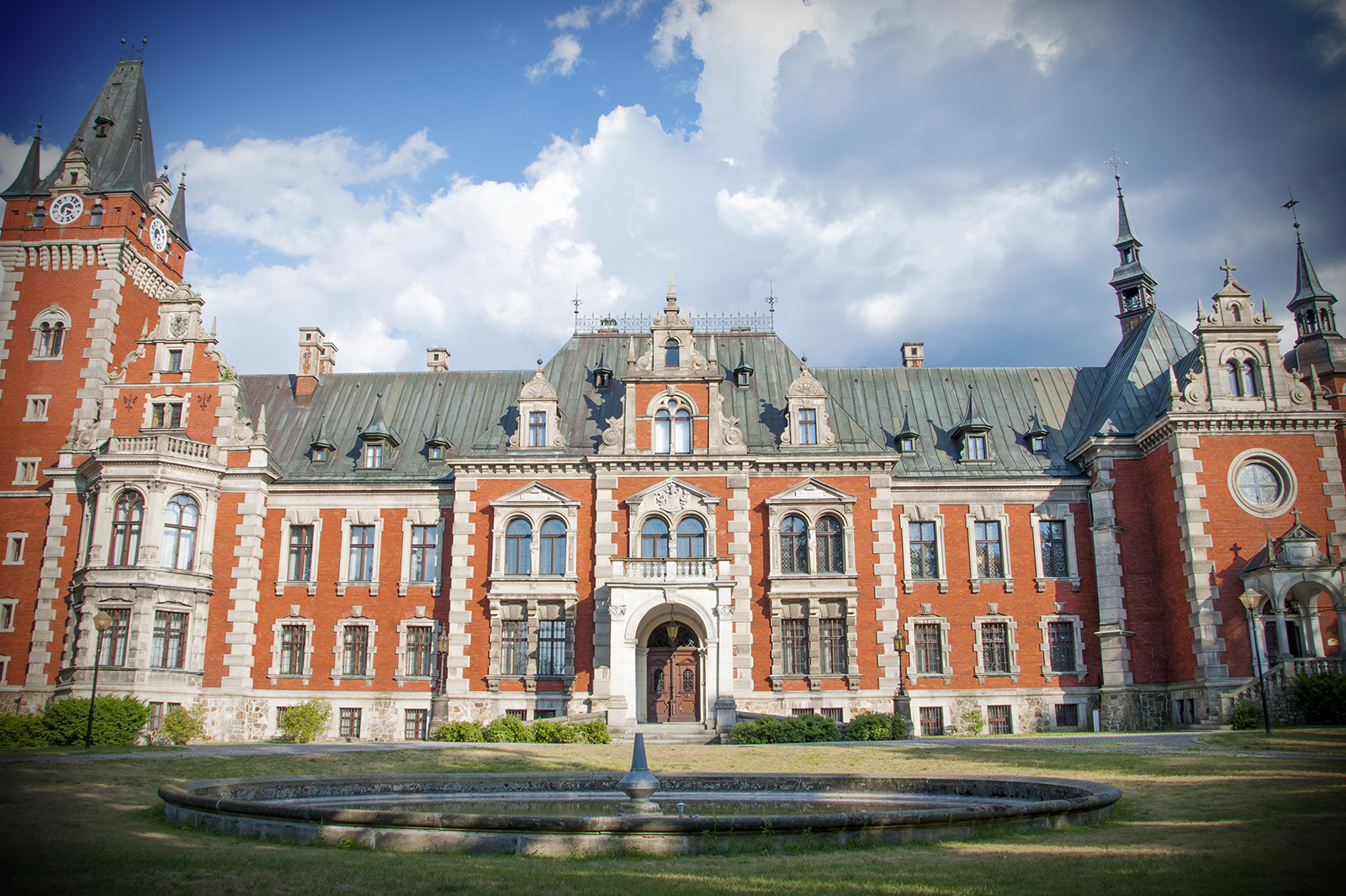 pałac pławniowice front